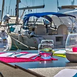 호텔 Western La Marina 4*