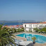 호텔 Western La Marina 4*