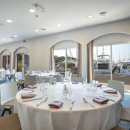 Western La Marina Otel 4*