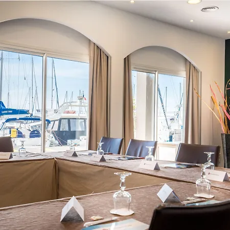 Otel Western La Marina