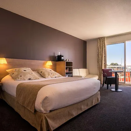 Western La Marina 4*