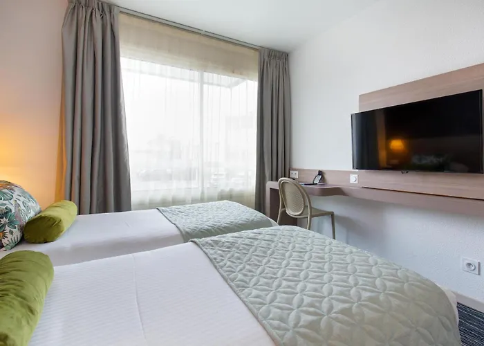 Western La Marina Szálloda 4*